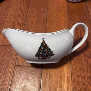 White Gravy Boat with Christmas Tree Design
